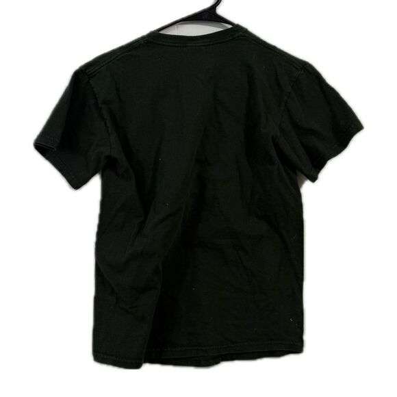 Gildan Black Short Sleeve Tee with Bold Graphic - Picture 2 of 4